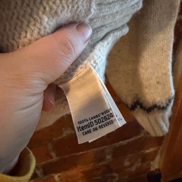 L.L.Bean Fair Isle Ski Wool Blend Sweater Nordic Black Grey Crewneck Size M - Picture 8 of 10